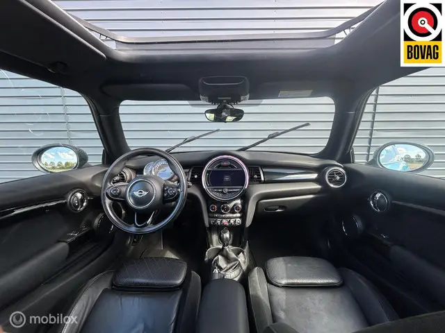 MINI Cooper Mini 1.5 Chili Business 2015 Benzine 22