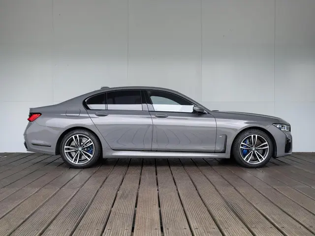 BMW 7 Serie Sedan 745e 2021 Hybride Benzine 4