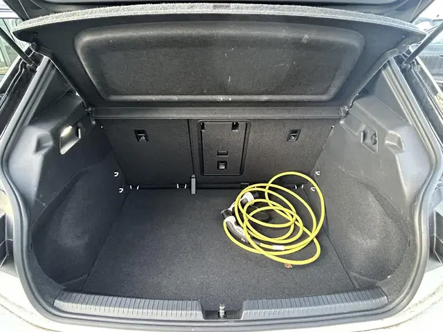 Volkswagen ID.3 First Plus 58 kWh 2020 Elektrisch 10