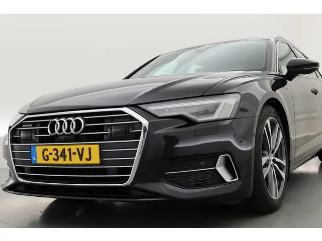 Audi A6 Avant 40 TDI quattroS Line 2019 Diesel 28