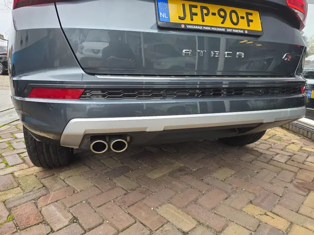 SEAT Ateca 1.5 TSI FR Business Intense 2019 Benzine 10