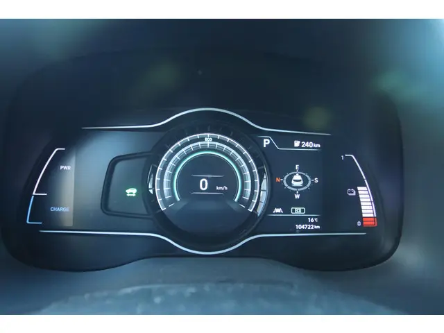 Hyundai Kona EV COMFORT 64 KWH 2020 Elektrisch 25