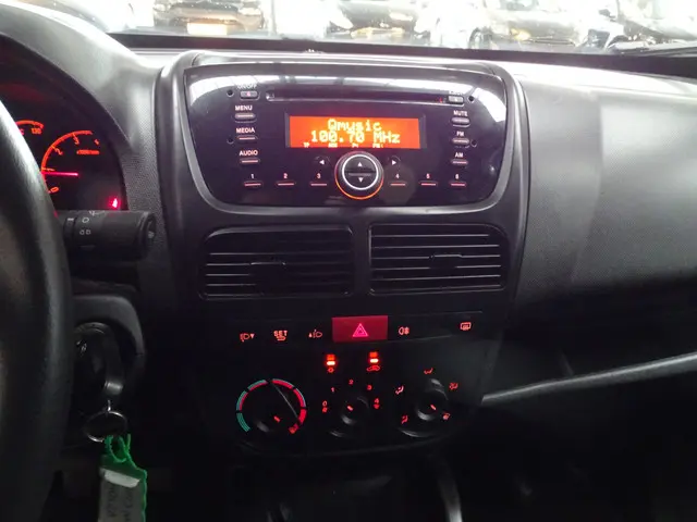 Opel Combo 1.3 CDTi L2H1 Edition 2017 Diesel 14
