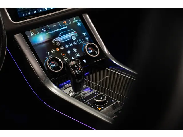 Land Rover Range Rover Sport 5.0 V8 SC SVR 2020 Benzine 37