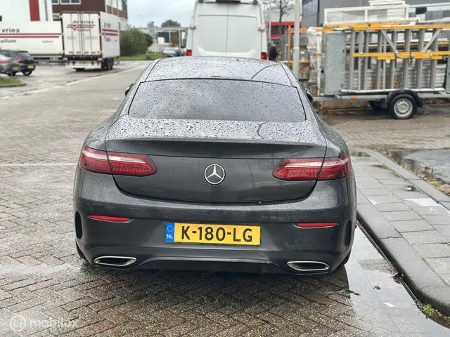Mercedes-Benz E-Klasse Coupé 200 AMG Line 2021 Benzine 6