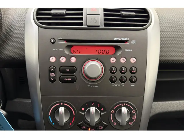Opel Agila 1.2 Edition Automaat 2013 Benzine 19