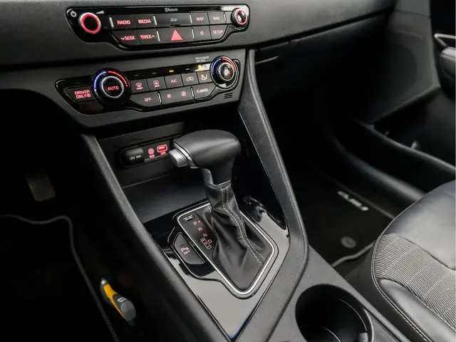 Kia Niro 1.6 GDi Hybrid Dynamic 2018 Hybride Benzine 10