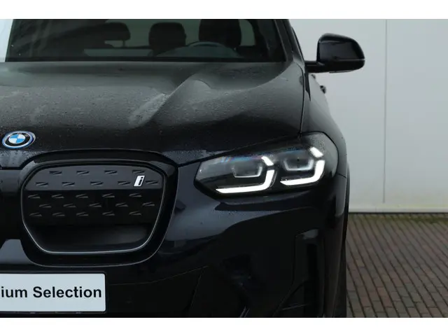 BMW iX3 Executive 80 kWh 2024 Elektrisch 4