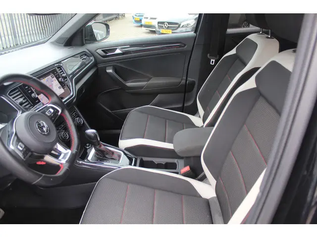 Volkswagen T-Roc 1.5 TSI Sport 2019 Benzine 16