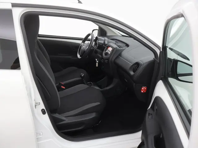 Toyota Aygo 1.0 VVT-i x-fun 2021 Benzine 20