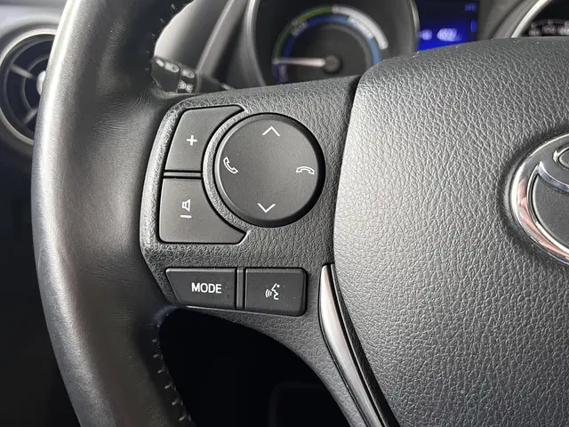 Toyota Auris 1.8 Hybrid Team D 2018 Hybride Benzine 10
