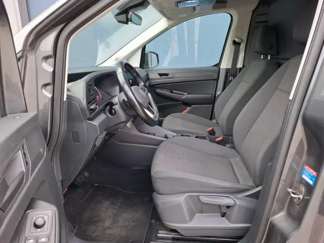 Volkswagen Caddy Cargo 2.0 TDI Style 2021 Diesel 23