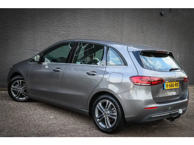 Mercedes-Benz B-Klasse 160 2020 Benzine 13