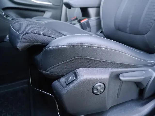 Opel Grandland 1.2 Turbo GS Black Pack 2024 Benzine 10