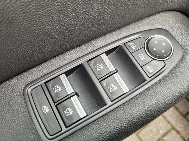 Renault Captur 1.0 TCe 90 Intens 2021 Benzine 21