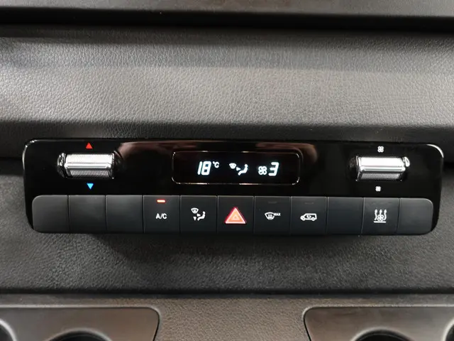 Mercedes-Benz Sprinter 140pk Automaat L2H1 2021 Diesel 25