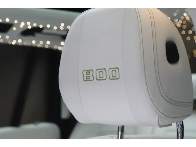 Mercedes-Benz GLS BRABUS 800 4MATIC 2024 Benzine 22