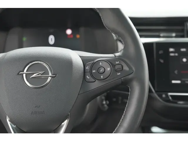 Opel Corsa 1.2 Turbo 100 Ultimate 2023 Benzine 33