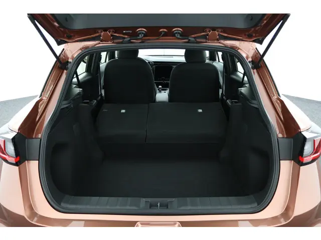 Lexus LBX Business Line 2WD 2026 Hybride Benzine 24