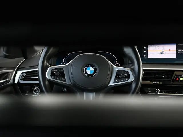 BMW 5 Serie 530e High Executive 2021 Hybride Benzine 14