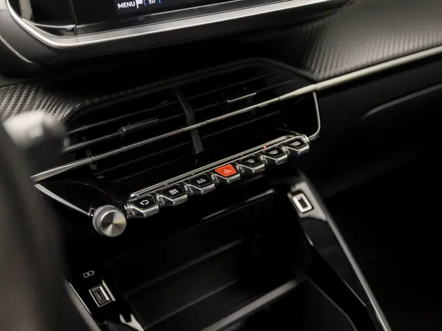 Peugeot 208 1.2 PureTech Sport 2020 Benzine 9