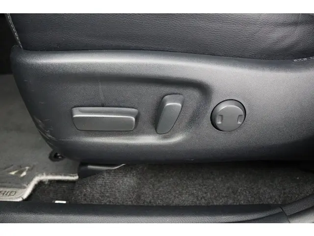 Toyota RAV4 2.5 Hybrid Energy Plus 2019 Hybride Benzine 43
