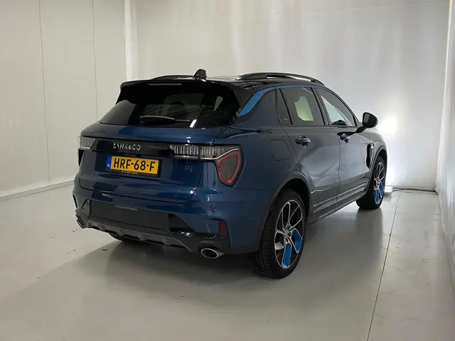 Lynk & Co 01 1.5 2022 Hybride Benzine 33