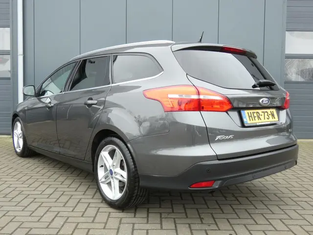Ford Focus Wagon HELAAS VERKOCHT!!! 2015 Benzine 3