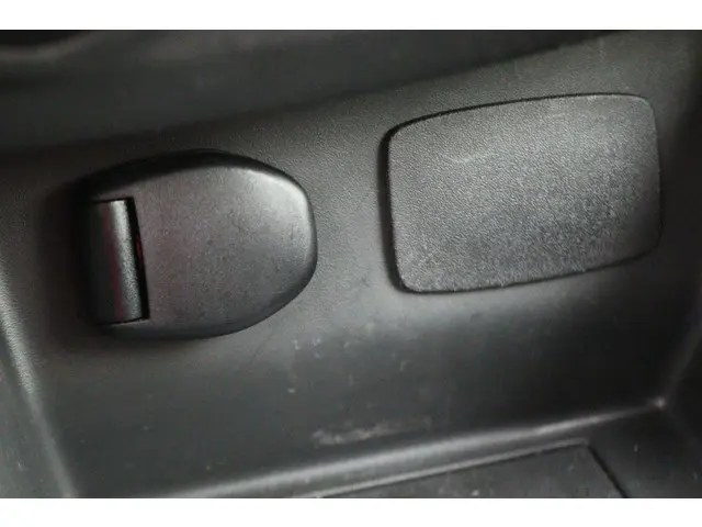 Renault Clio Estate 0.9 TCe Limited 2017 Benzine 44