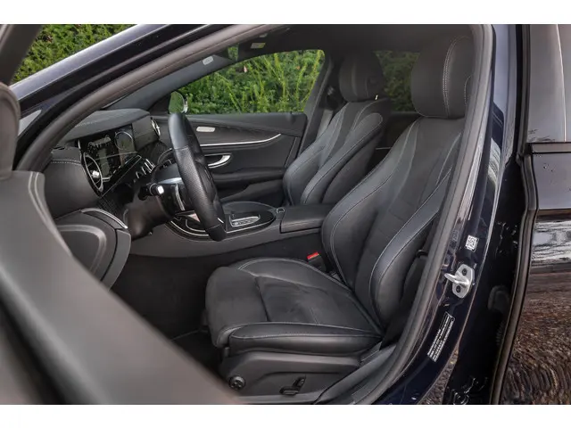 Mercedes-Benz E-Klasse 300 e AMG 2020 Hybride Benzine 5