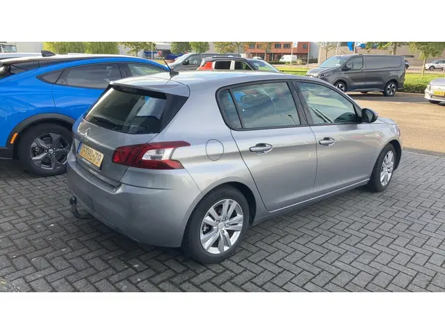 Peugeot 308 3