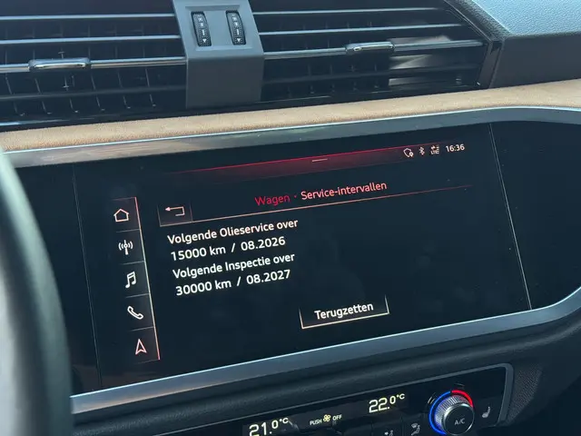 Audi Q3 35 TFSI * Leder * 360 Camera * Keyless 2020 Benzine 36