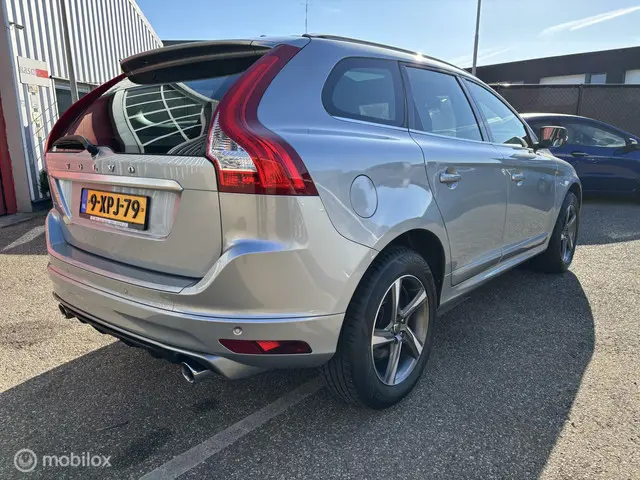 Volvo XC60 2.0 T5 FWD R-Design Summum 2014 Benzine 4