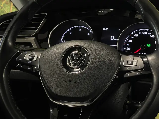 Volkswagen Touran 1.6 TDI SCR Comfortline 7p 2018 Diesel 18