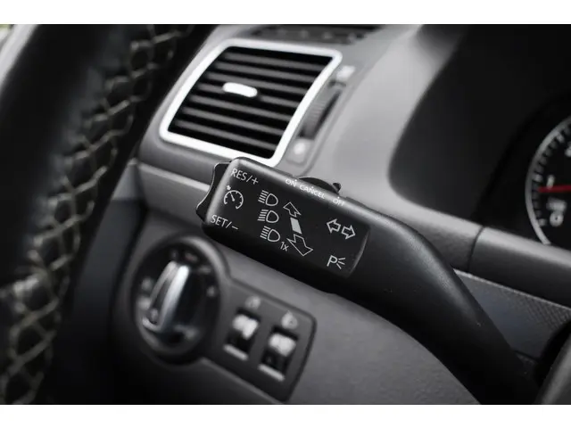 Volkswagen Touran 1.4 TSI Highline 7p. 2012 Benzine 13
