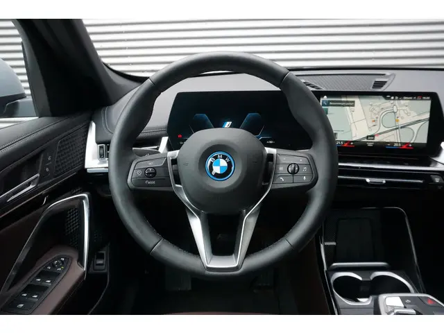 BMW iX1 xDrive30 2024 Elektrisch 7