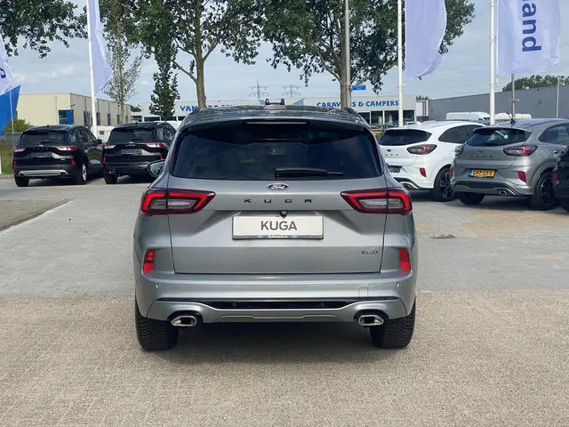 Ford Kuga 2.5 PHEV ST-Line X 2024 Hybride Benzine 11