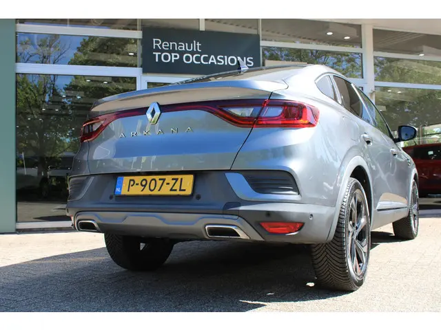 Renault Arkana 1.3 TCe 140 R.S. Line 2022 Benzine 10
