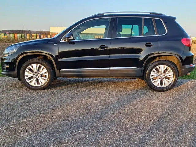 Volkswagen Tiguan 1.4 TSI LIFE 2013 Benzine 9