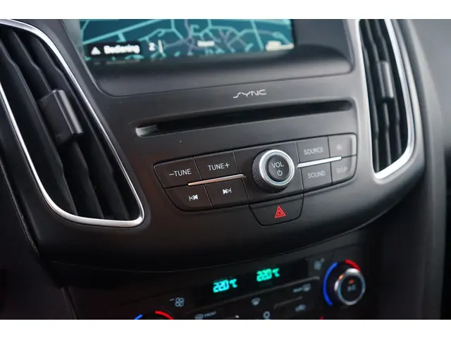 Ford Focus 1.0 ST-Line 2017 Benzine 12