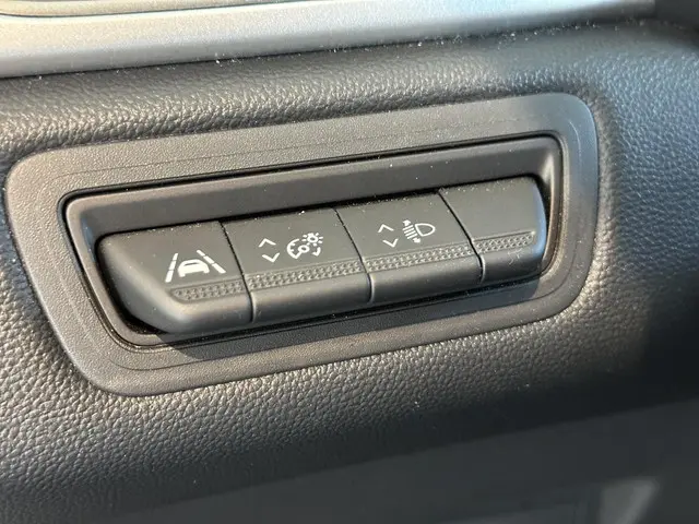 Renault Captur 1.0 TCe 90 techno 2023 Benzine 15