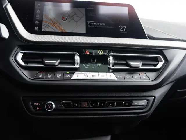 BMW 1 Serie 5-deurs 2021 Benzine 28