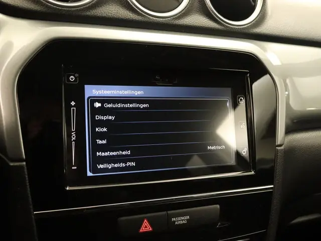 Suzuki Vitara 1.6 Exclusive Allgrip 2015 Benzine 32