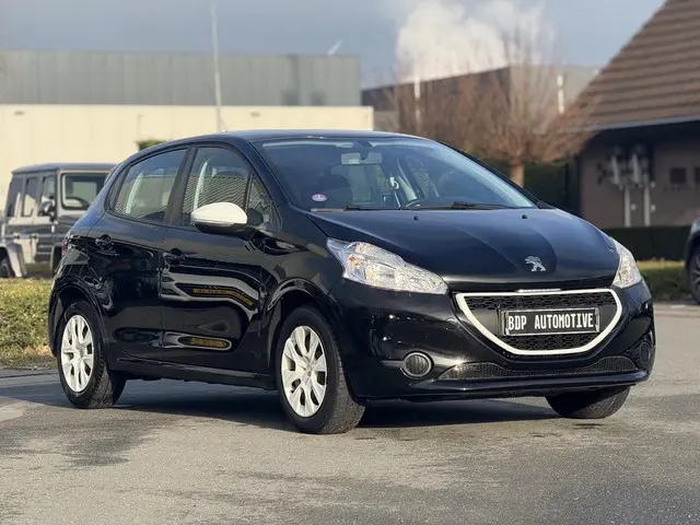 Peugeot 208 1.0 VTi LIKE 2014 Benzine 8