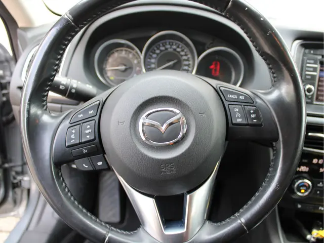 Mazda 6 Sportbreak 2.0 TS+ Lease Pack 2012 Benzine 17