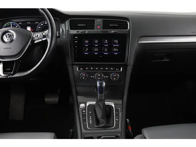 Volkswagen e-Golf - 2018 Elektrisch 23