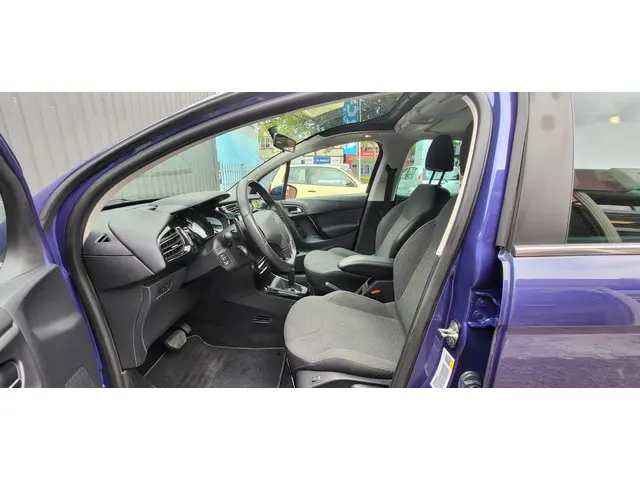 Citroën C3 1.2 PureTech Exclusive 2015 Benzine 10