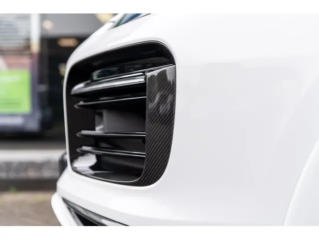 Porsche Cayenne Coupé 3.0 E-Hybrid 2020 Hybride Benzine 31