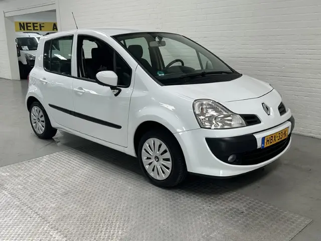 Renault Modus 1.2-16V Authentique 2012 Benzine 3