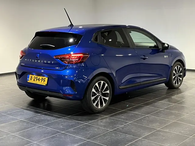 Mitsubishi Colt 1.6 Hybrid Intense 2024 Hybride Benzine 2